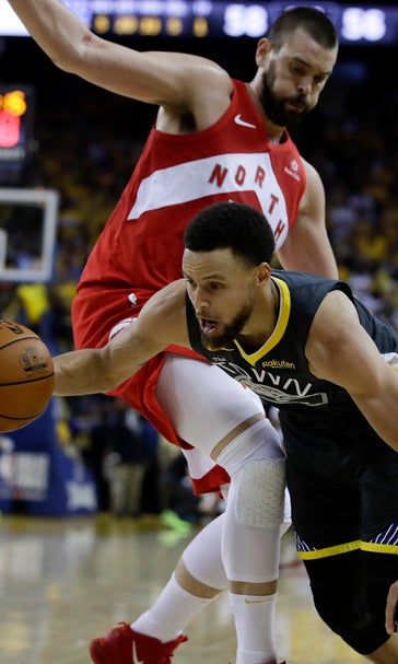 Leonard, Raptors move within victory of first championship